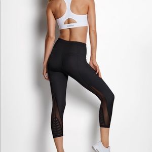 Victoria’s Secret crop legging